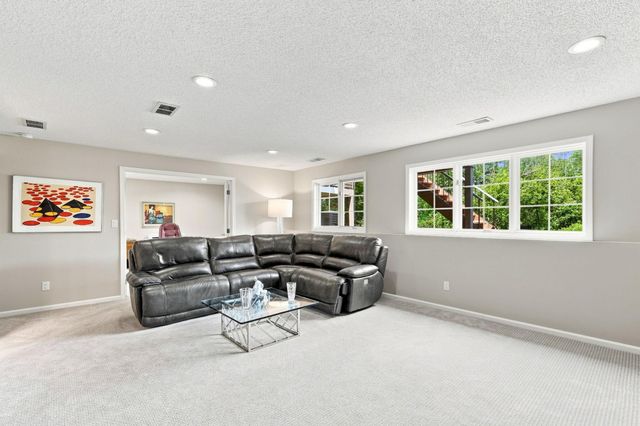 5423 Butternut Circle, Minnetonka, MN 55343
