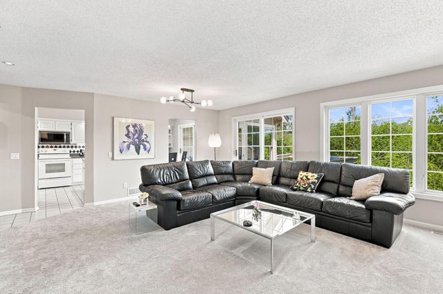 5423 Butternut Circle, Minnetonka, MN 55343
