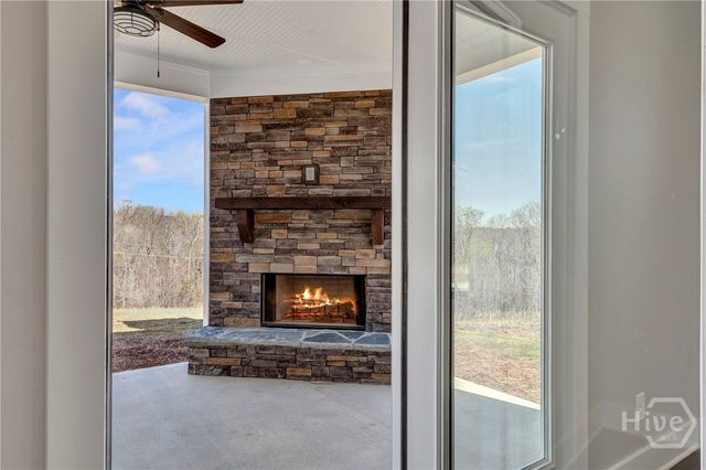 647 Fairview Road, Pendergrass, GA 30567