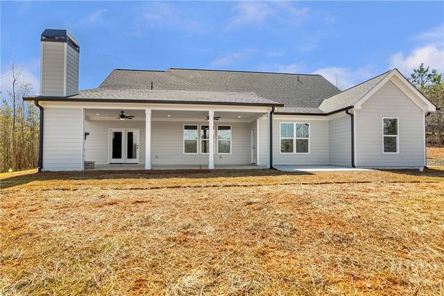 647 Fairview Road, Pendergrass, GA 30567