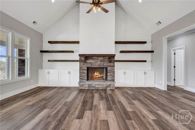 647 Fairview Road, Pendergrass, GA 30567