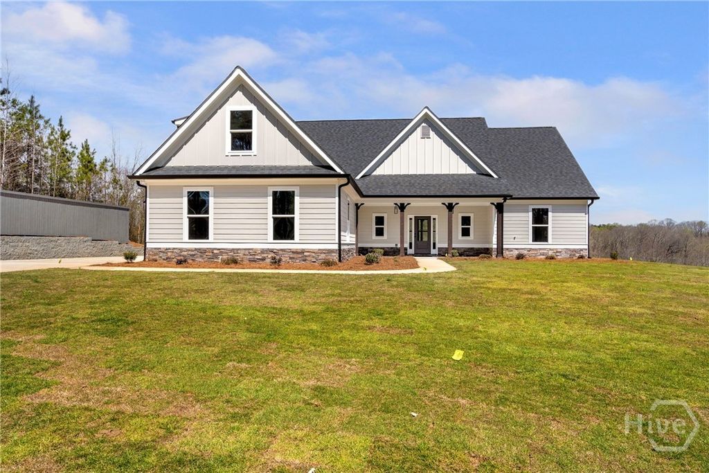 647 Fairview Road, Pendergrass, GA 30567