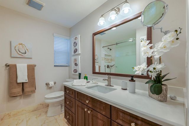 23264 N Mirabella Cir Circle N, Boca Raton, FL 33433