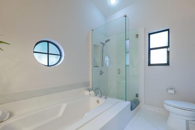23264 N Mirabella Cir Circle N, Boca Raton, FL 33433