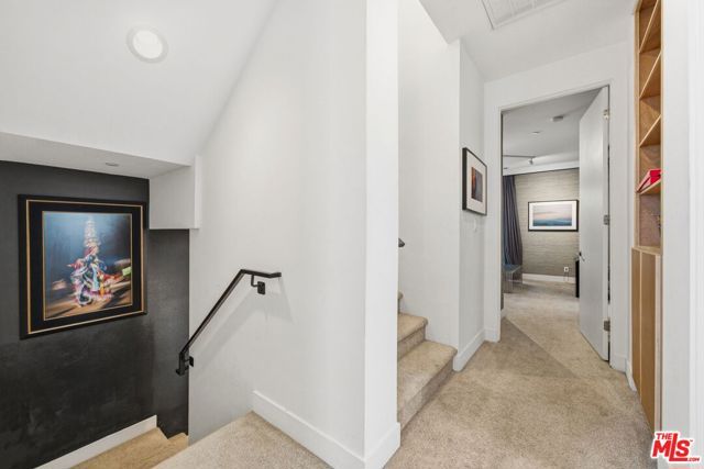 5911 Saturn Street, Los Angeles, CA 90035