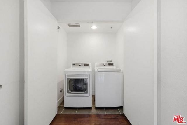 5911 Saturn Street, Los Angeles, CA 90035