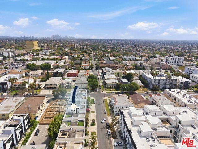 5911 Saturn Street, Los Angeles, CA 90035