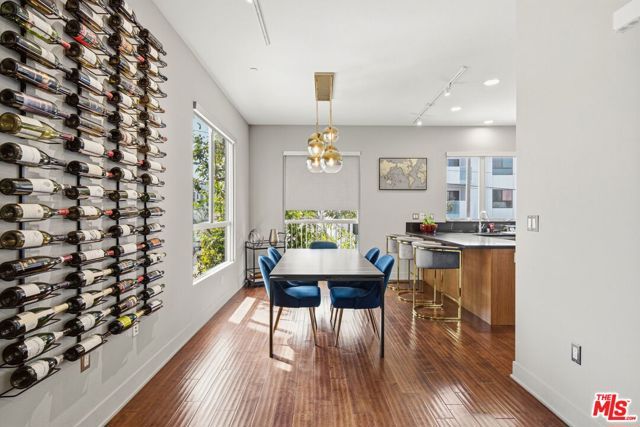 5911 Saturn Street, Los Angeles, CA 90035