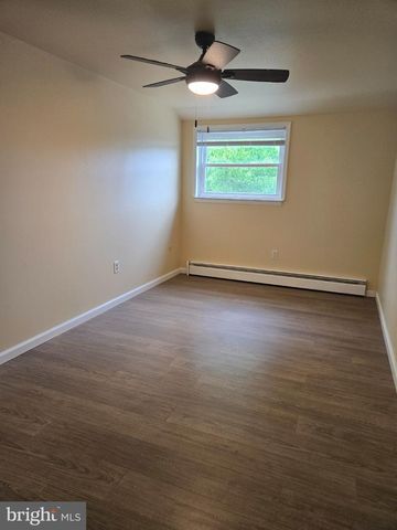 105 JOHN GLENN AVE, Reading, PA 19607
