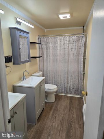 105 JOHN GLENN AVE, Reading, PA 19607