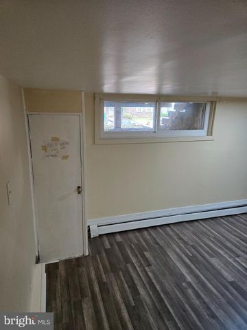 105 JOHN GLENN AVE, Reading, PA 19607