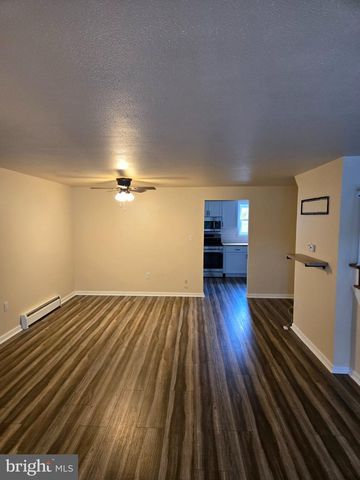 105 JOHN GLENN AVE, Reading, PA 19607