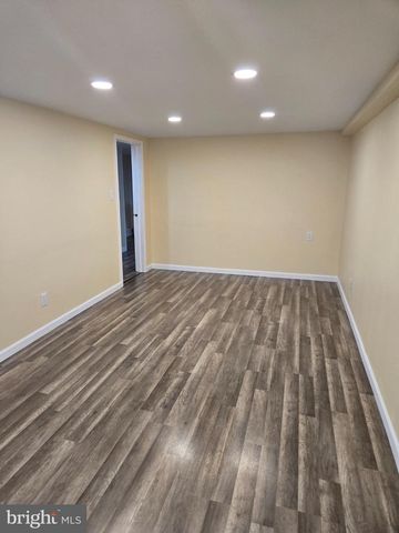 105 JOHN GLENN AVE, Reading, PA 19607