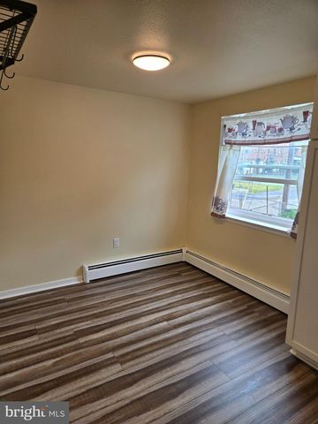 105 JOHN GLENN AVE, Reading, PA 19607