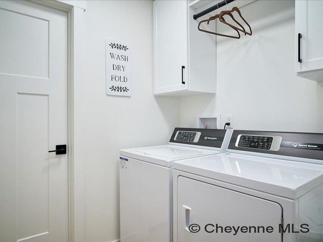 5801 MICA BLUFF, Cheyenne, WY 82009