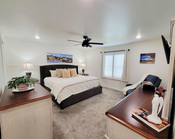 5801 MICA BLUFF, Cheyenne, WY 82009