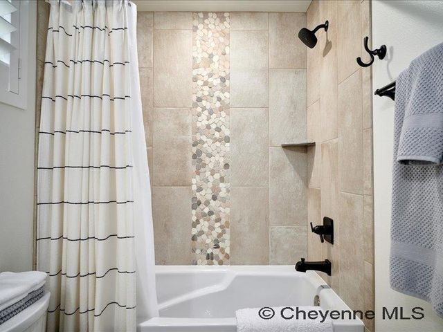 5801 MICA BLUFF, Cheyenne, WY 82009