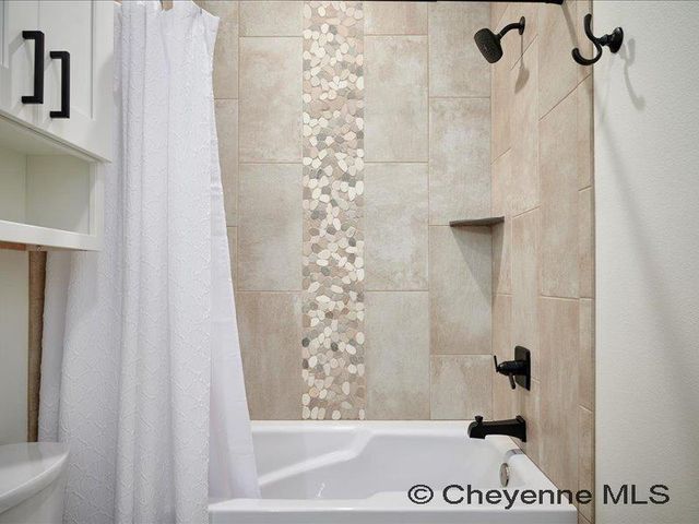 5801 MICA BLUFF, Cheyenne, WY 82009