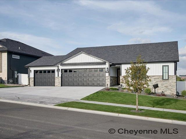 5801 MICA BLUFF, Cheyenne, WY 82009