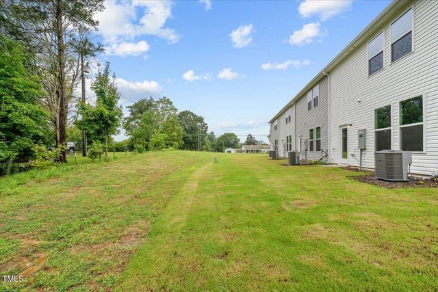 2112 Willow Glen Drive, Graham, NC 27253