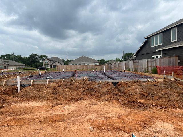 4614 Coral Bean Street, Pinehurst, TX 77362