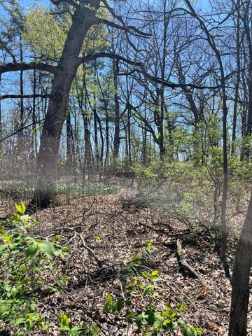 500 Wildwood Avenue E, Cedar Lake, IN 46303