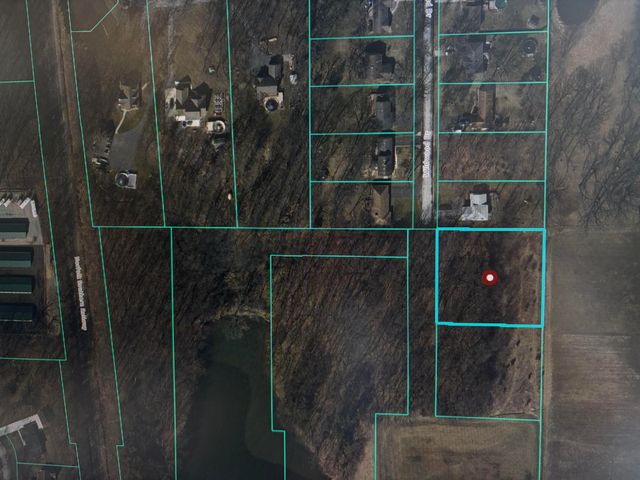500 Wildwood Avenue E, Cedar Lake, IN 46303