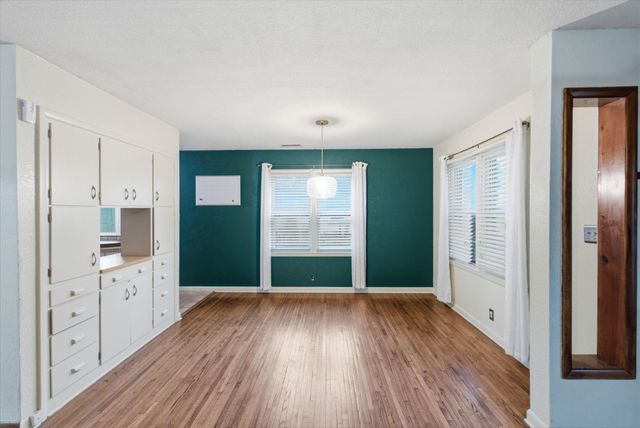 420 S McComas, Wichita, KS 67213