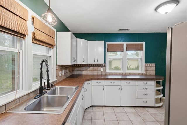 420 S McComas, Wichita, KS 67213