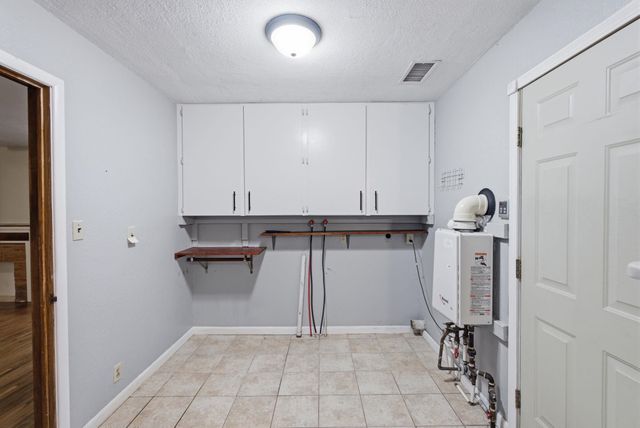 420 S McComas, Wichita, KS 67213