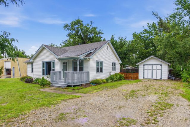 420 S McComas, Wichita, KS 67213