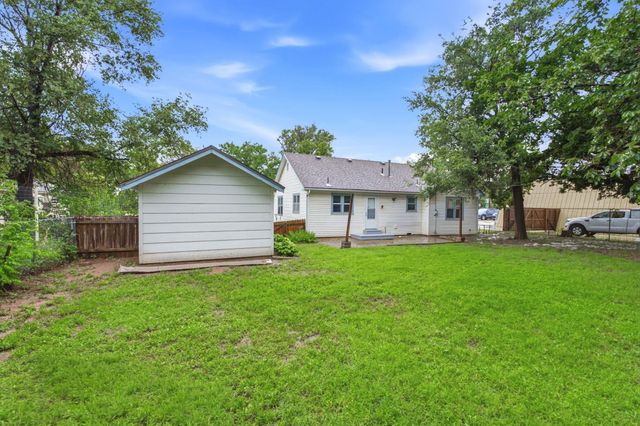 420 S McComas, Wichita, KS 67213
