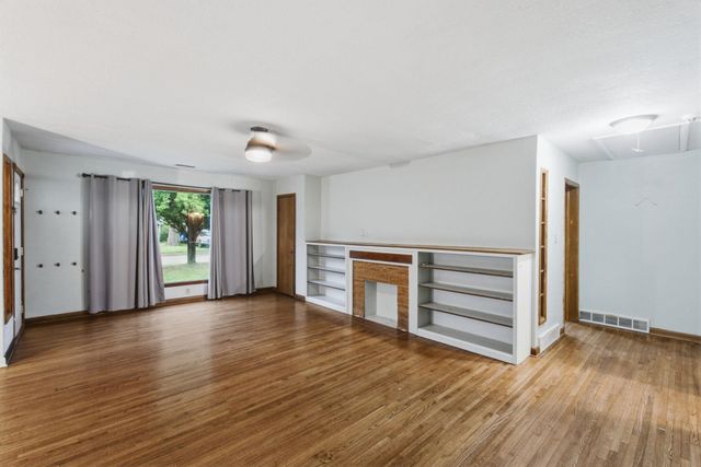 420 S McComas, Wichita, KS 67213