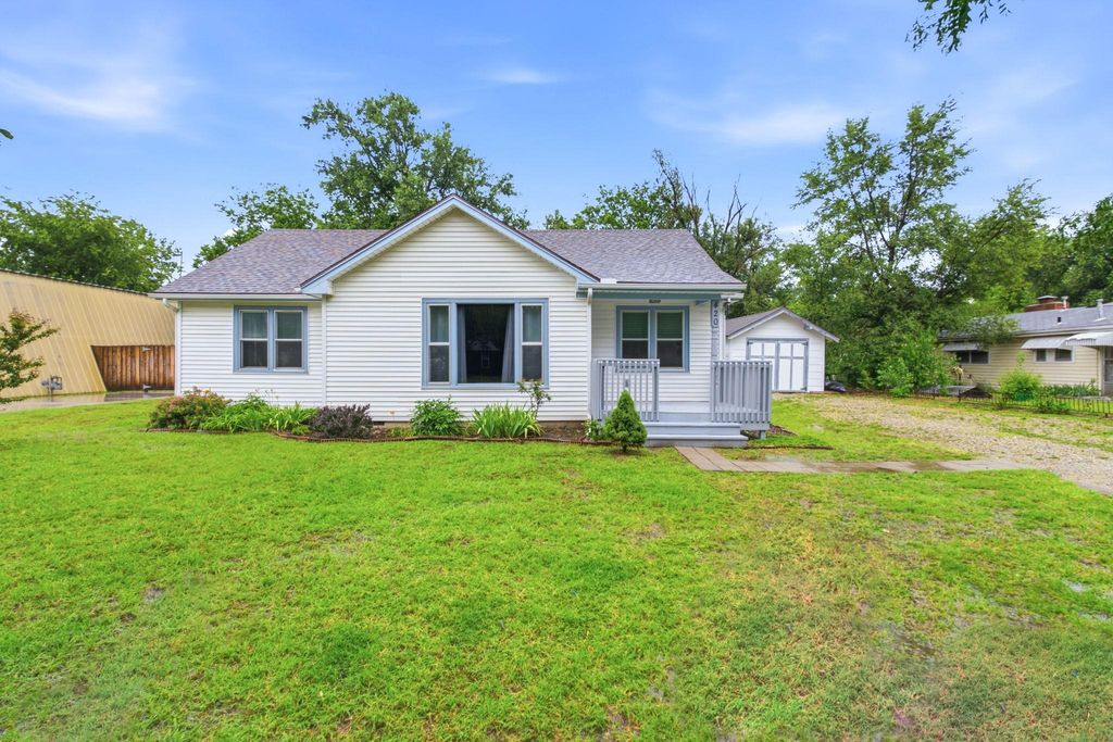 420 S McComas, Wichita, KS 67213