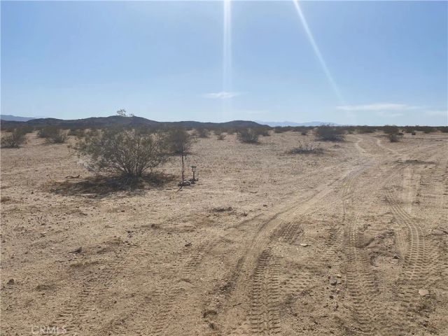 0 Windsong, Joshua Tree, CA 92252