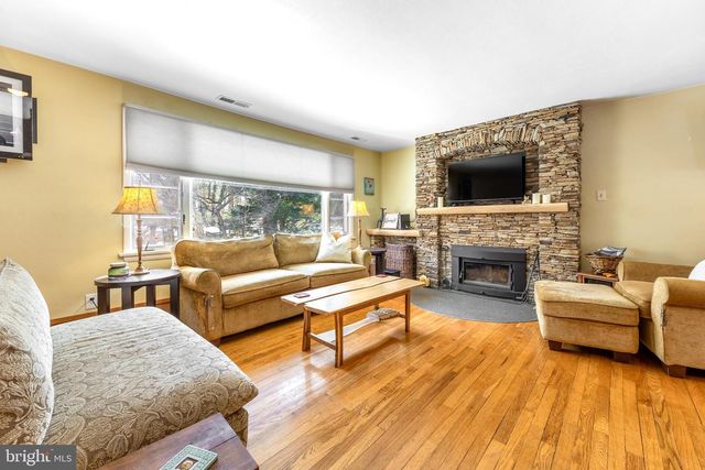 612 HOLLY CT, State College, PA 16801