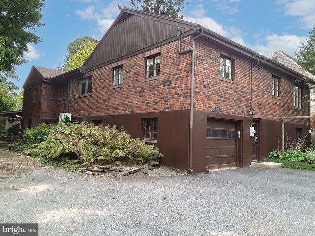 612 HOLLY CT, State College, PA 16801