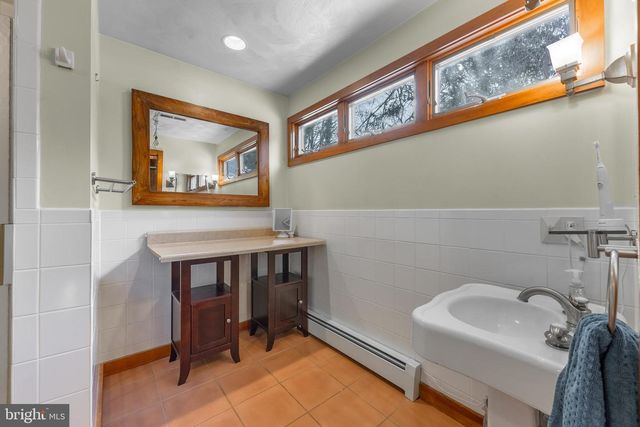 612 HOLLY CT, State College, PA 16801