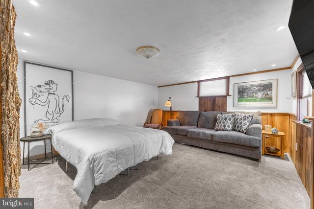 612 HOLLY CT, State College, PA 16801