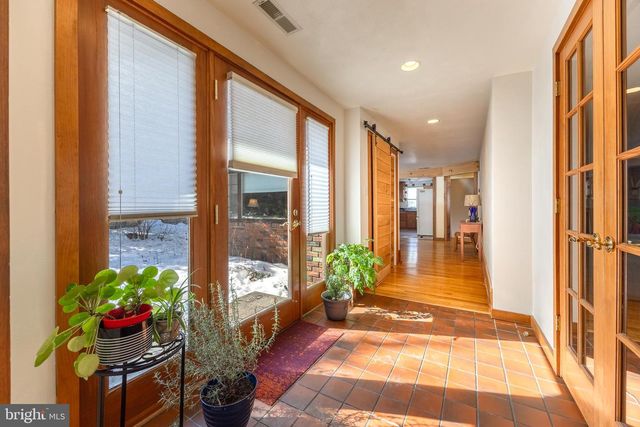 612 HOLLY CT, State College, PA 16801