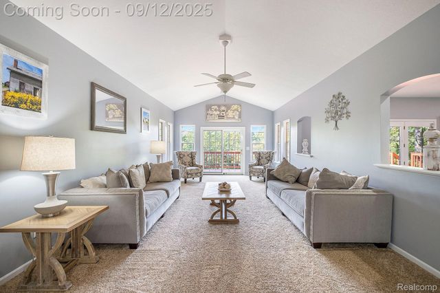 4204 Pavilion Court, Fenton, MI 48430