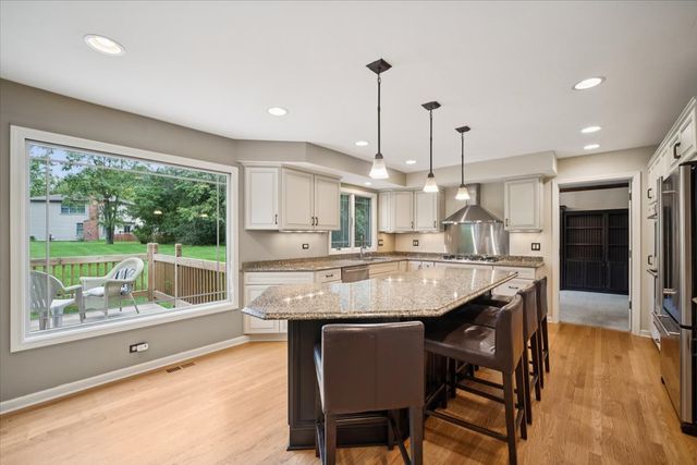 21488 N Pheasant Trail, Deer Park, IL 60010