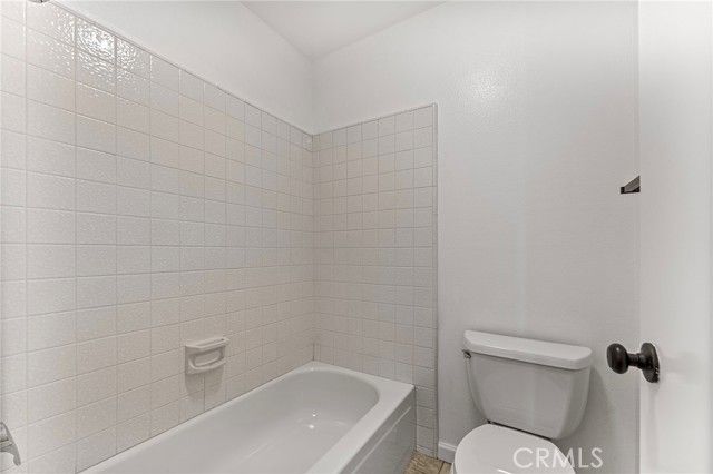 545 W Puente 2, Covina, CA 91722
