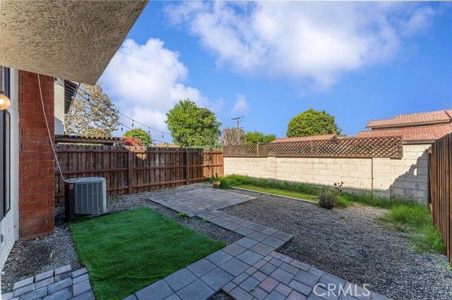 545 W Puente 2, Covina, CA 91722