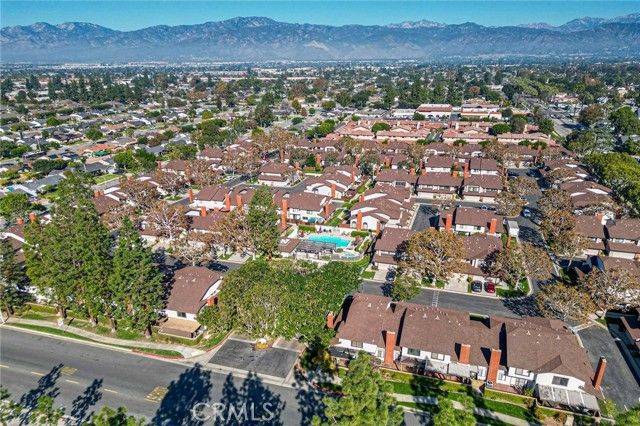 545 W Puente 2, Covina, CA 91722