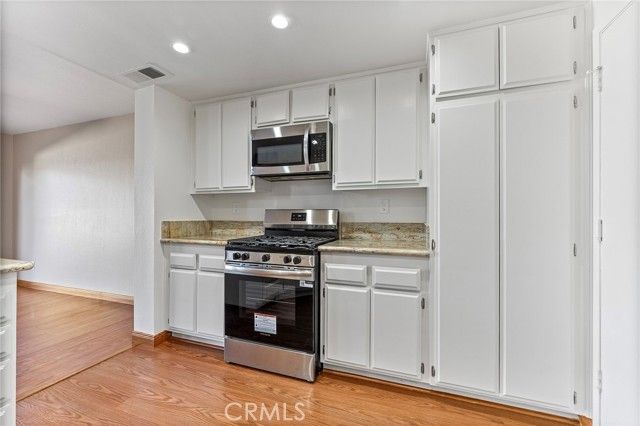 545 W Puente 2, Covina, CA 91722