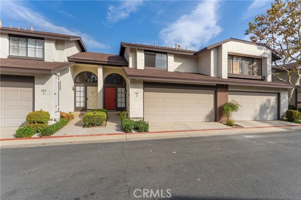 545 W Puente 2, Covina, CA 91722