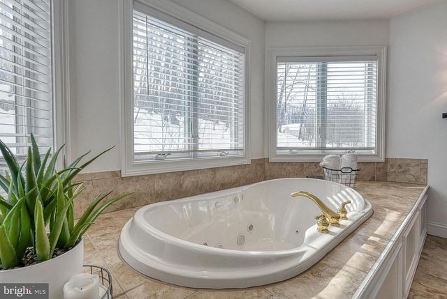 624 CARRINGTON CT, Hummelstown, PA 17036