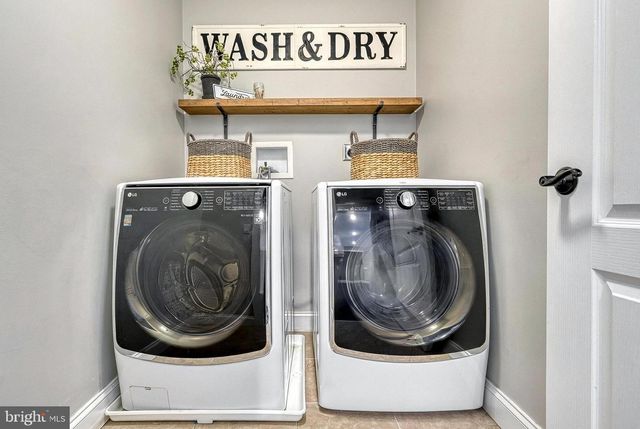 624 CARRINGTON CT, Hummelstown, PA 17036