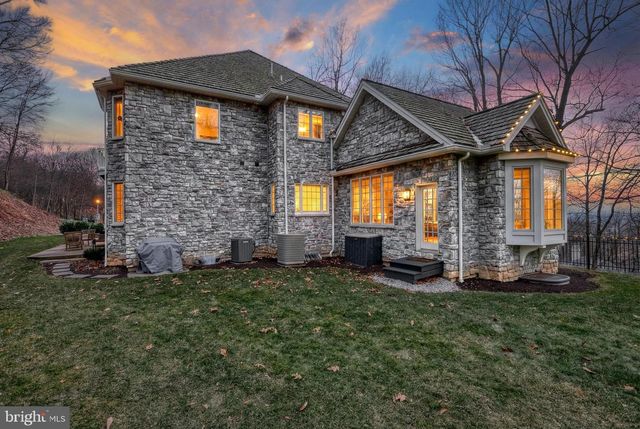 624 CARRINGTON CT, Hummelstown, PA 17036